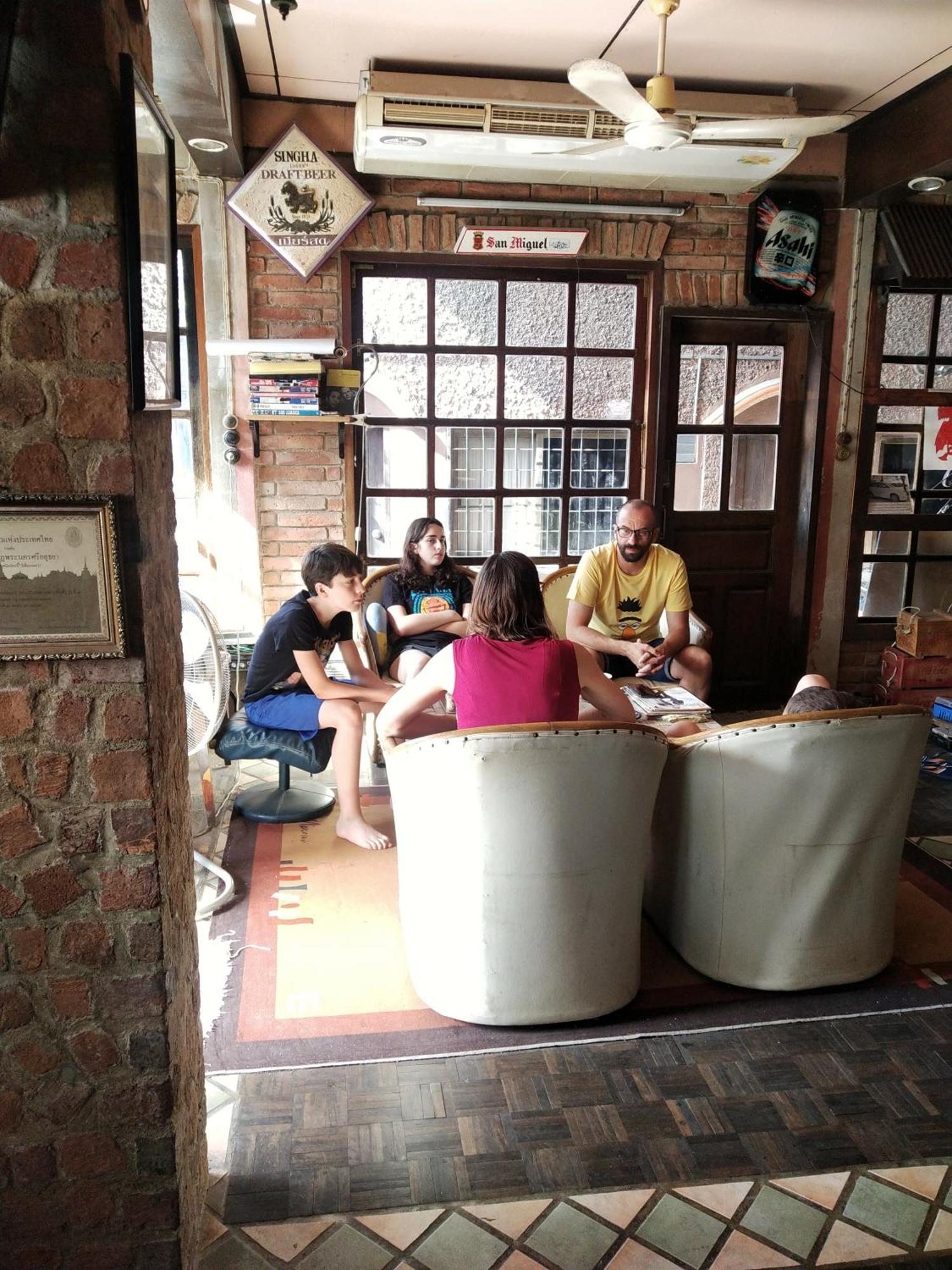 Brickhouse Ayutthaya Guesthouse Est 1986 Exterior foto